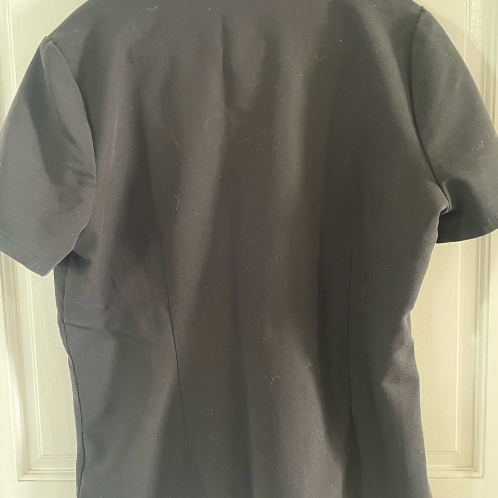 FIGS Catarina top, black size small